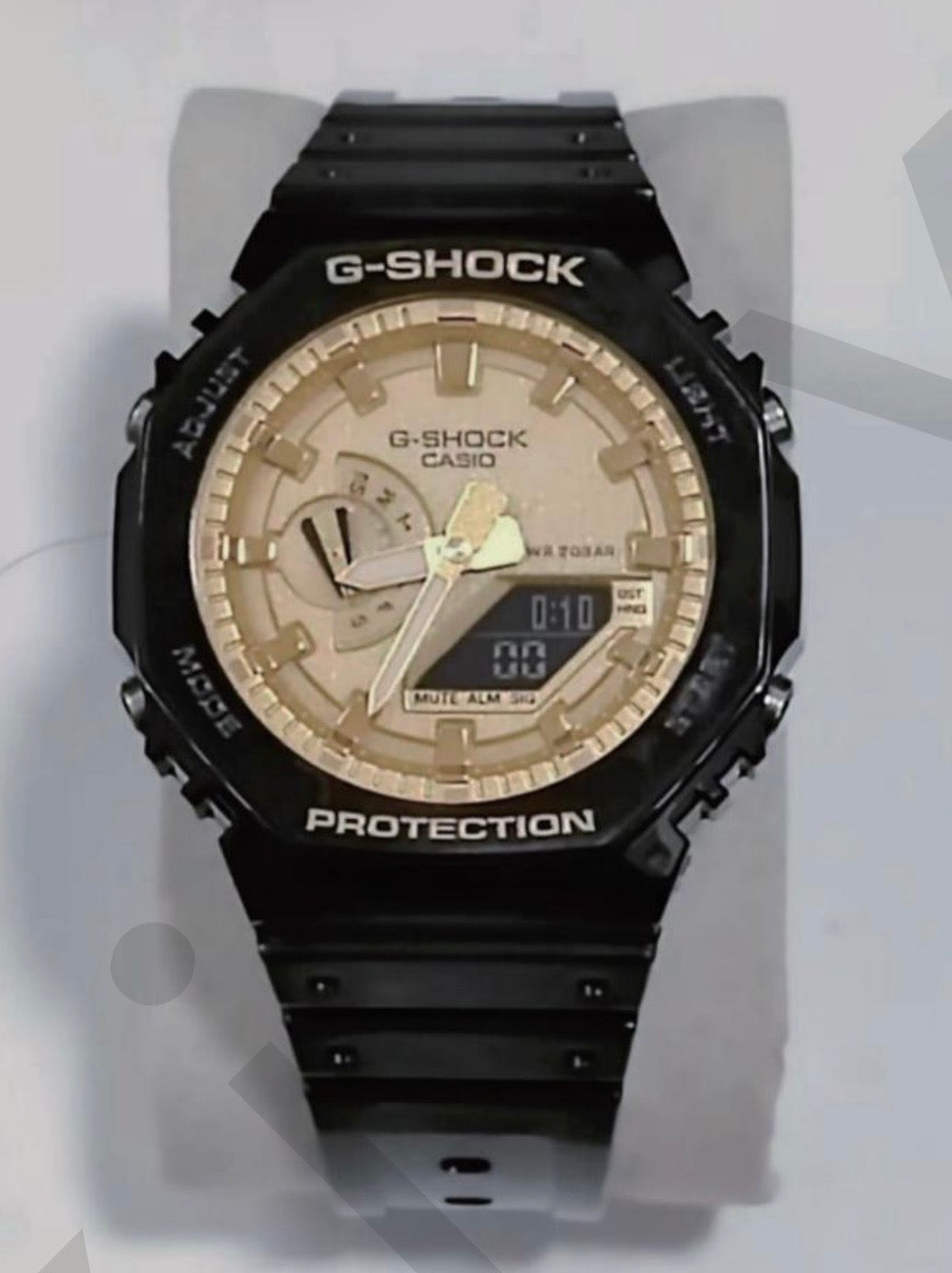 G-Shock | Noir et dorée